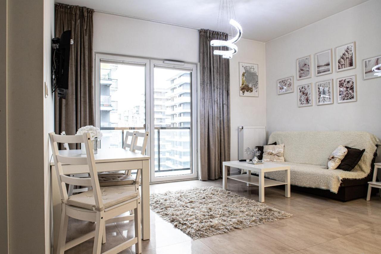 Wola Glamour Apartment Βαρσοβία Εξωτερικό φωτογραφία
